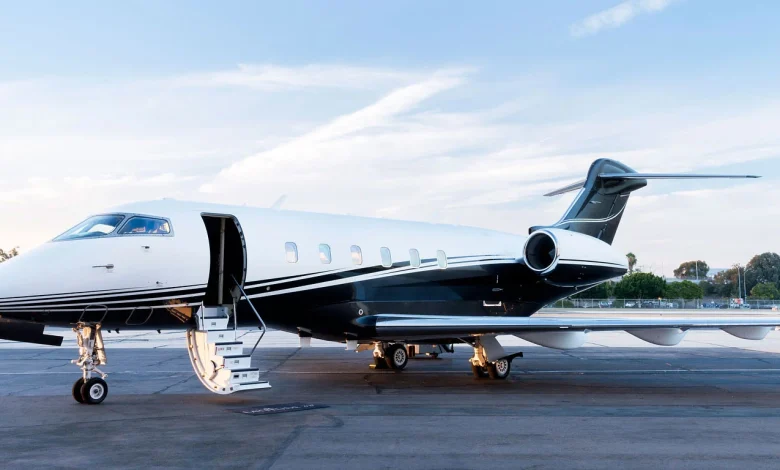 Private Jets vs. Commercial Flights